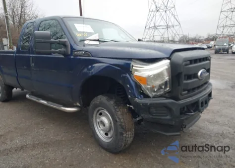 2011 Ford F-250 Xl z USA, uszkodzony, nr VIN 1FT7X2B66BEA70504